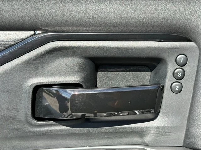 2023 Ram 2500 - Image 17 of 21