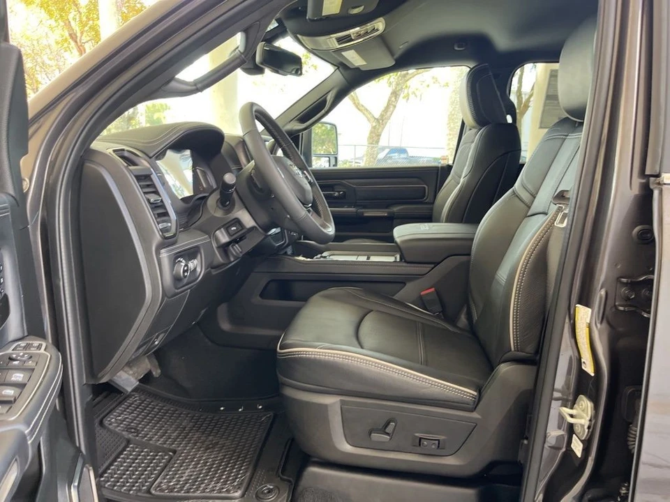 2023 Ram 2500 - Image 5 of 12