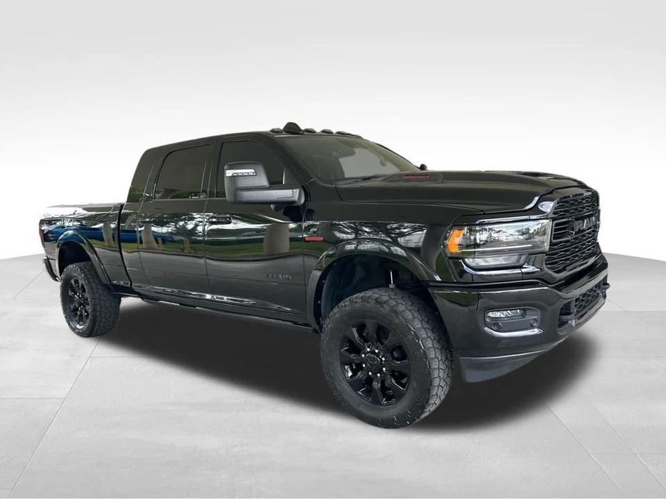 2023 Ram 2500 - Image 2 of 12