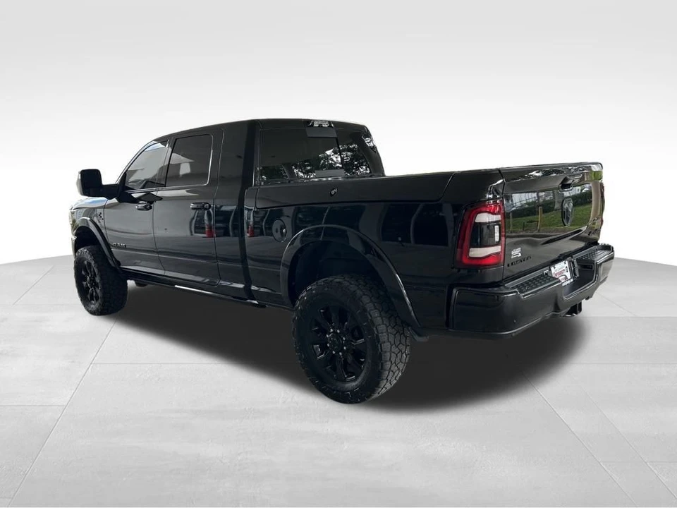 2023 Ram 2500 - Image 4 of 12
