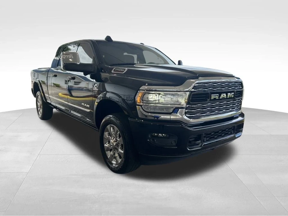 2023 Ram 2500 - Image 2 of 12