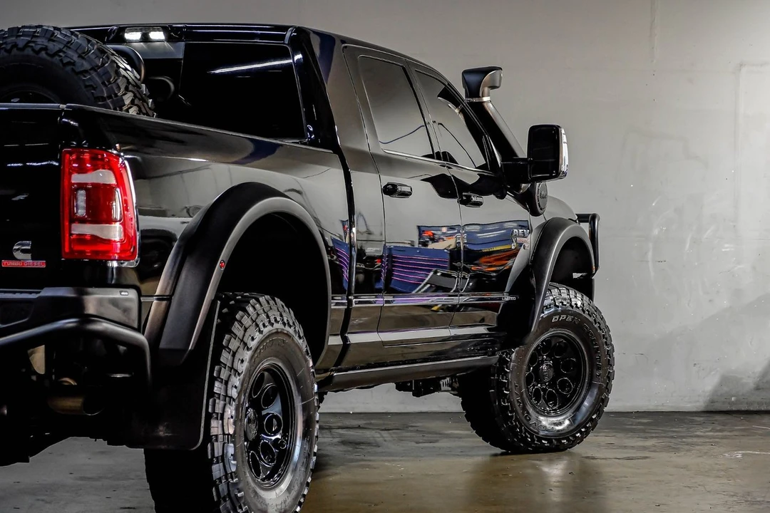 2023 Ram 2500 - Image 13 of 31