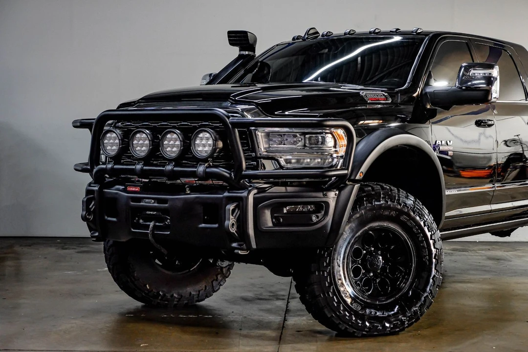 2023 Ram 2500 - Image 8 of 31