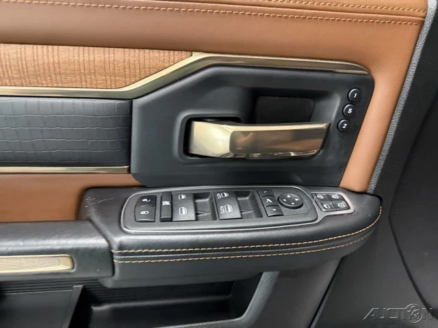 2023 Ram 2500 - Image 13 of 20