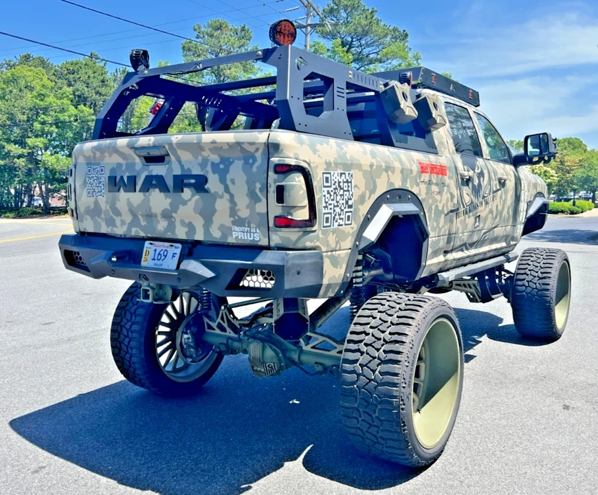 2023 Ram 2500 - Image 5 of 21