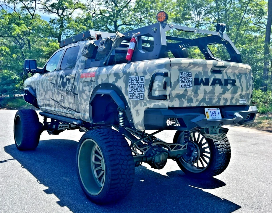 2023 Ram 2500 - Image 6 of 21