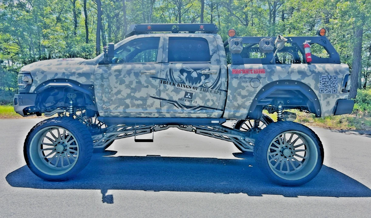2023 Ram 2500 - Image 8 of 21