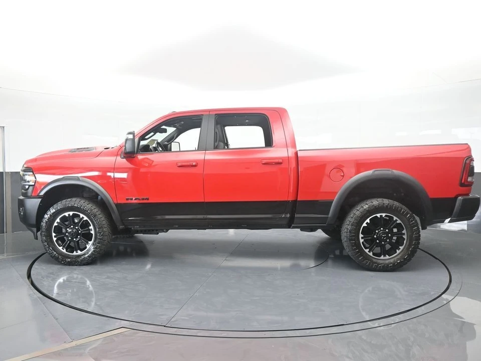 2023 Ram 2500 - Image 3 of 12