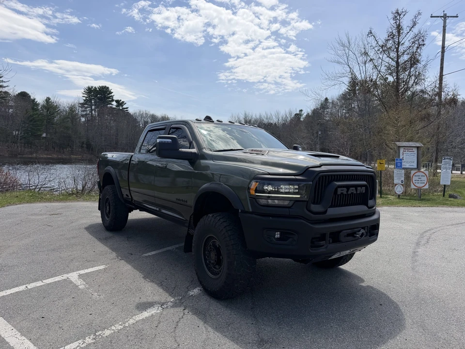 2023 Ram 2500 - Image 11 of 31
