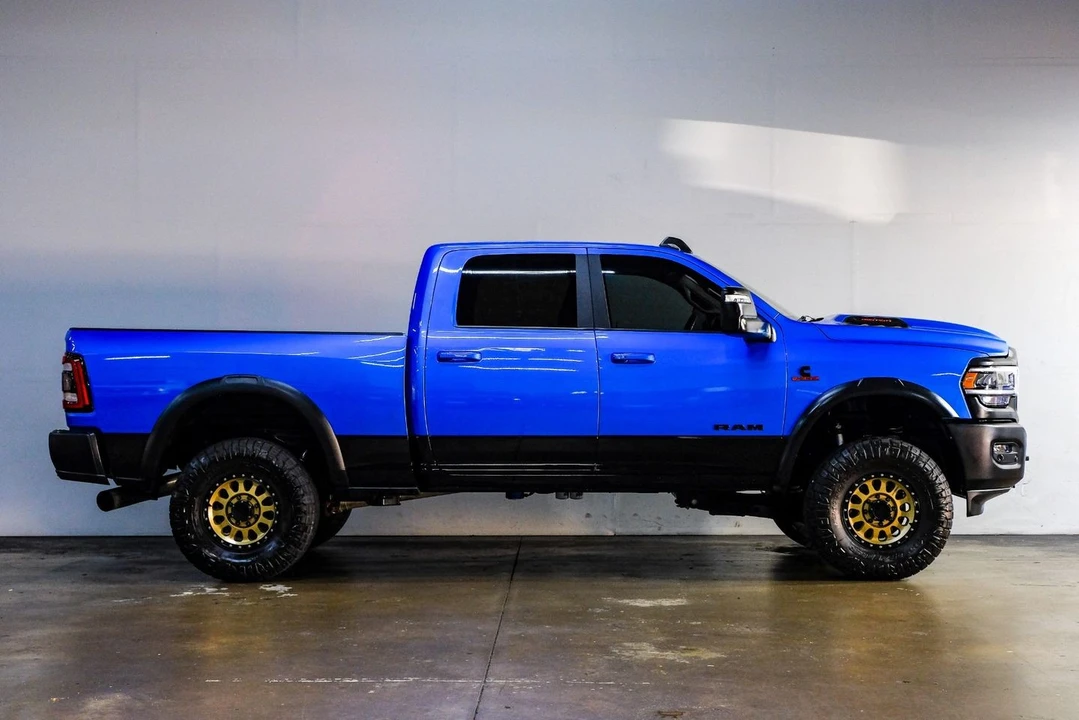 2023 Ram 2500 - Image 11 of 12