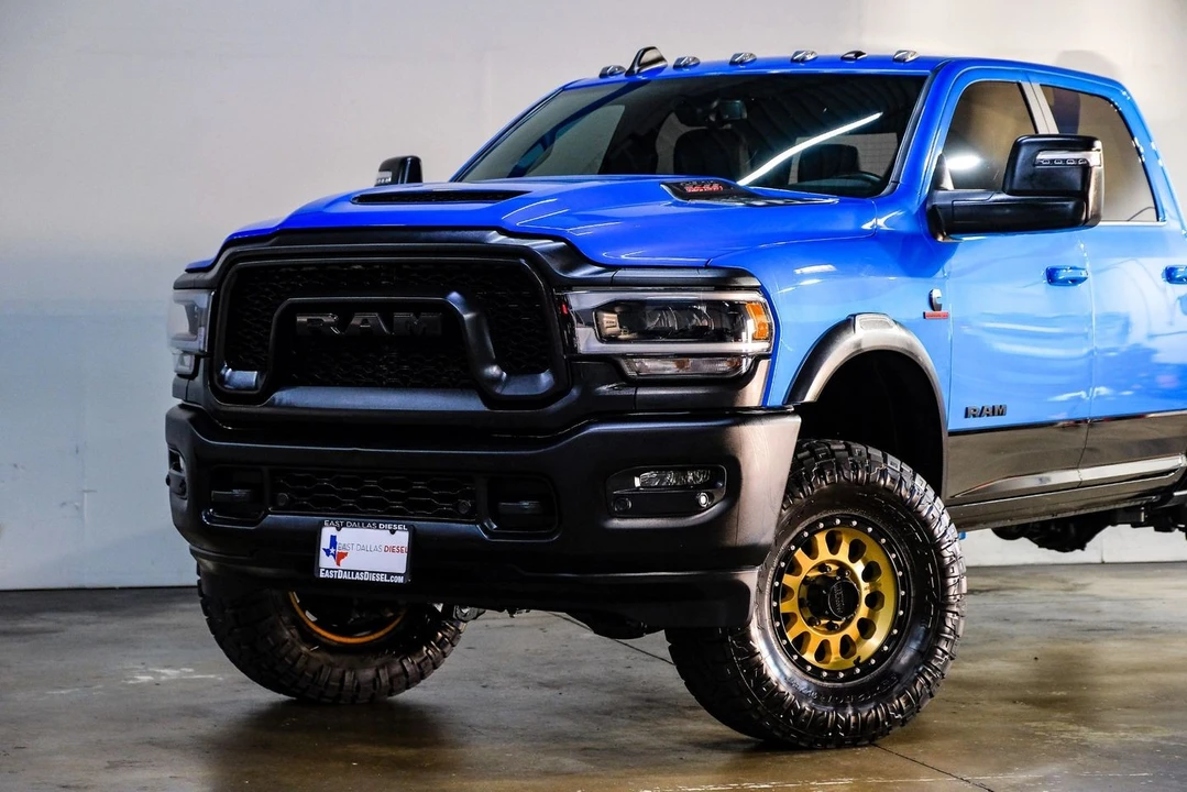 2023 Ram 2500 - Image 9 of 12