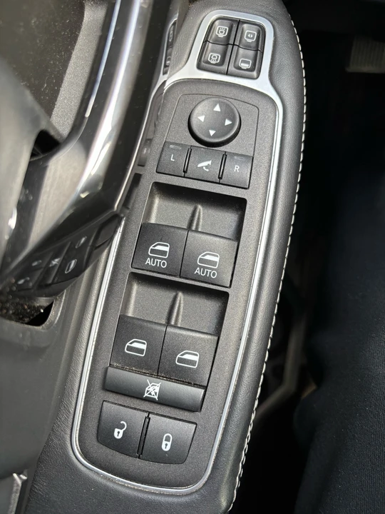 2023 Ram 2500 - Image 18 of 21