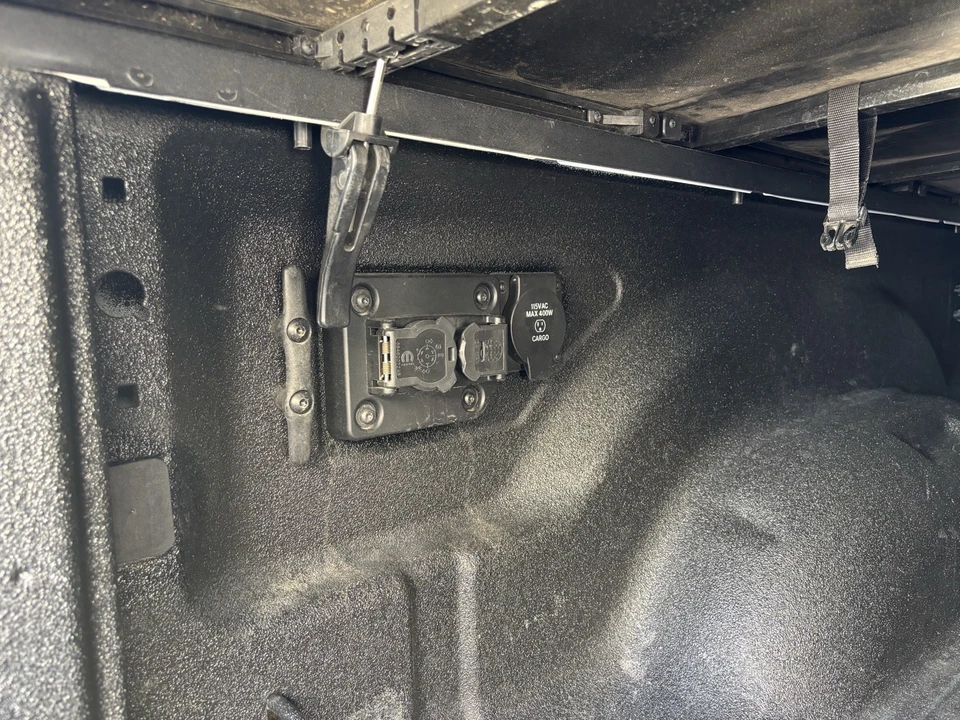 2023 Ram 2500 - Image 7 of 21