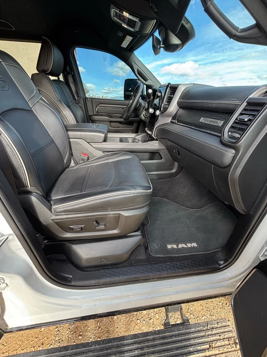 2023 Ram 2500 - Image 17 of 21