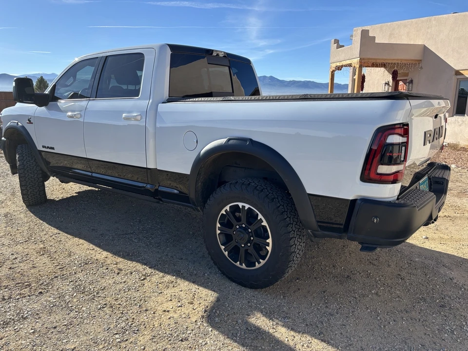 2023 Ram 2500 - Image 6 of 21