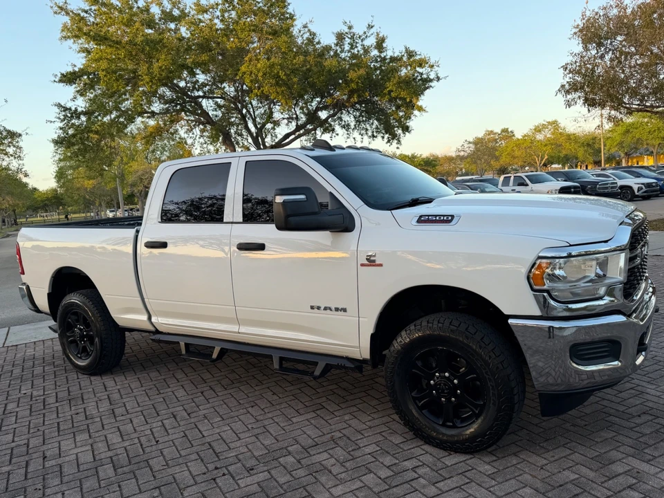 2023 Ram 2500 - Image 10 of 21