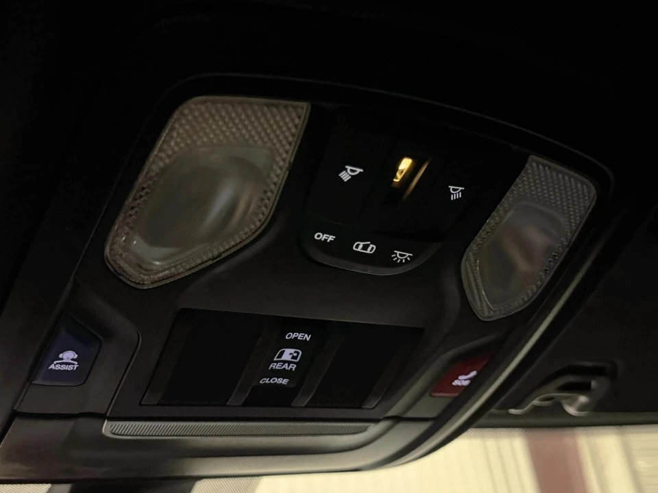 2023 Ram 2500 - Image 4 of 31