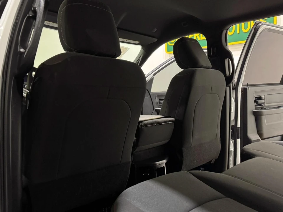 2023 Ram 2500 - Image 17 of 31