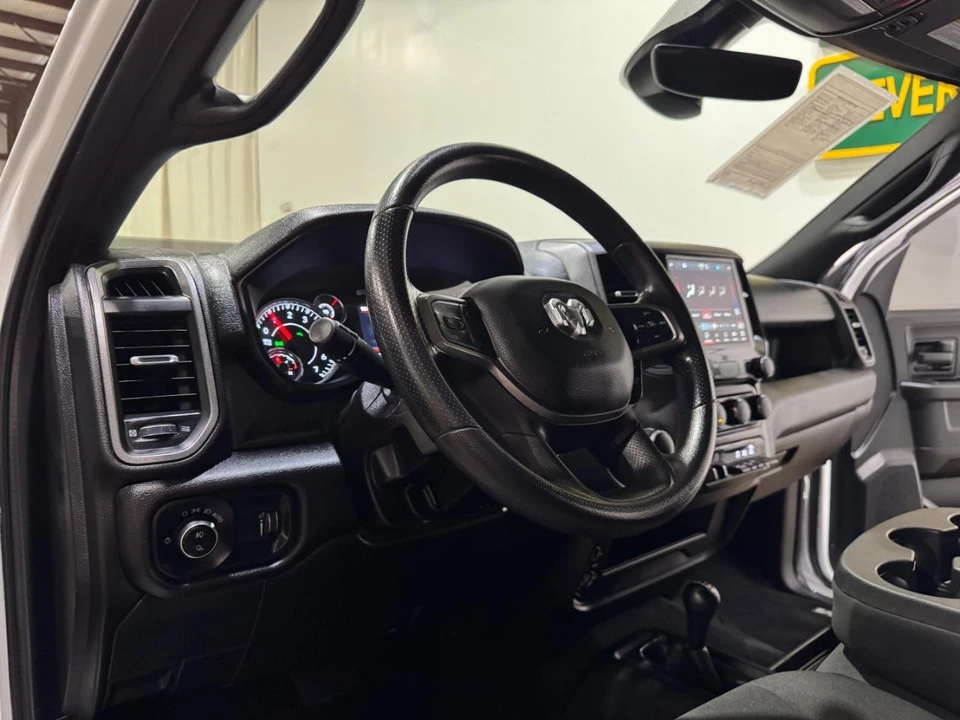 2023 Ram 2500 - Image 10 of 31