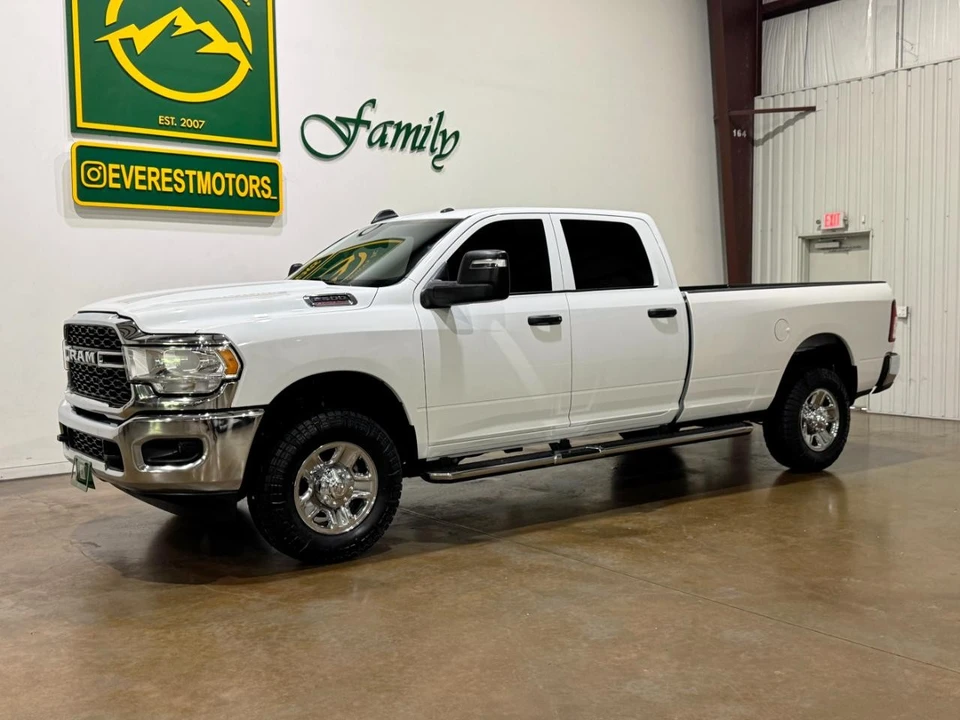2023 Ram 2500 - Image 3 of 31