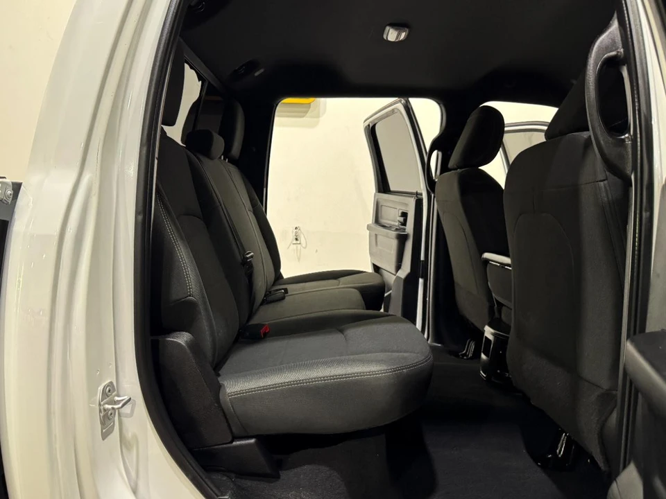 2023 Ram 2500 - Image 18 of 31