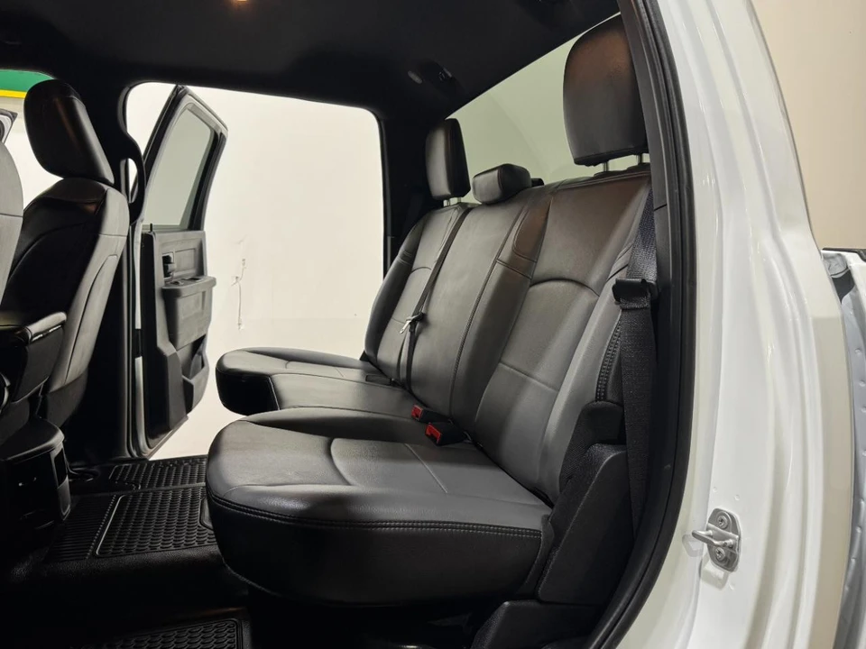 2023 Ram 2500 - Image 16 of 31