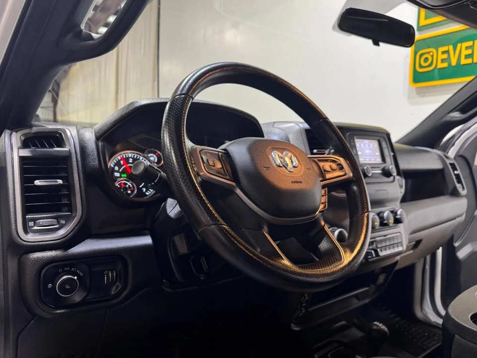 2023 Ram 2500 - Image 10 of 31