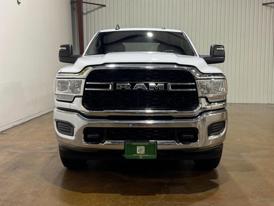 2023 Ram 2500 - Image 2 of 31