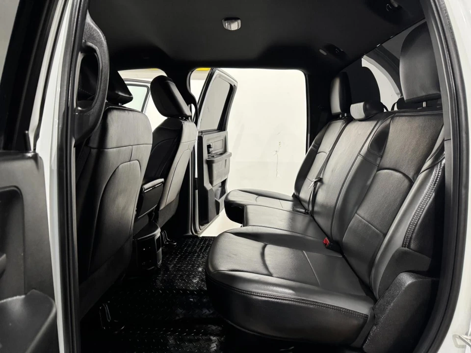 2023 Ram 2500 - Image 17 of 31
