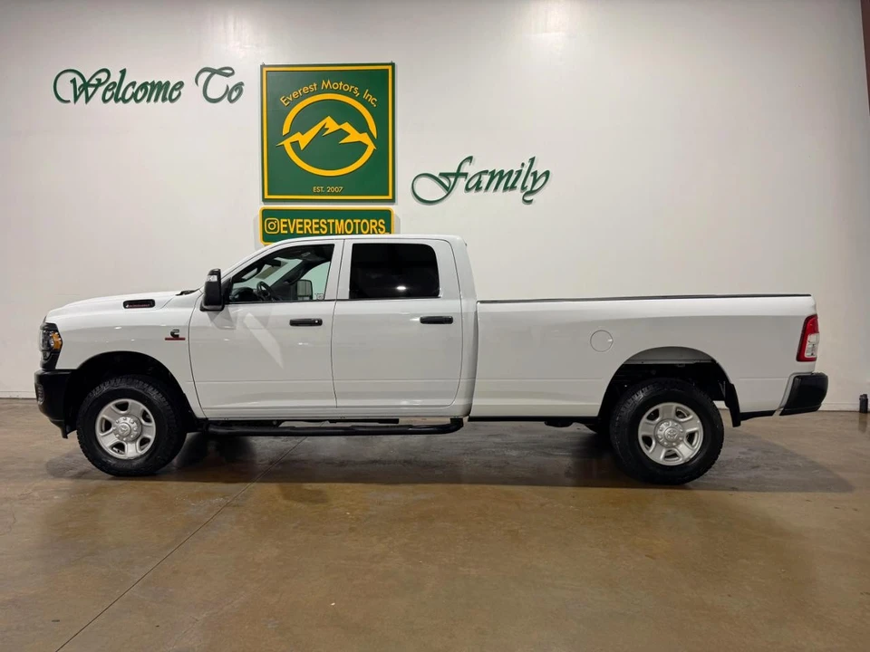 2023 Ram 2500 - Image 5 of 31