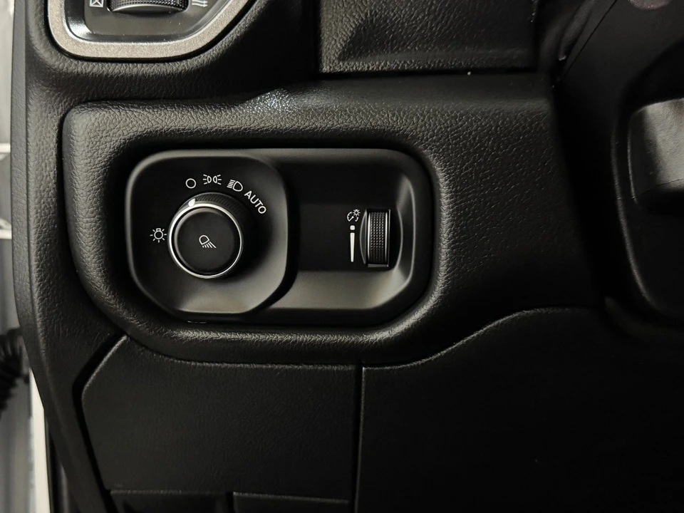 2023 Ram 2500 - Image 28 of 31