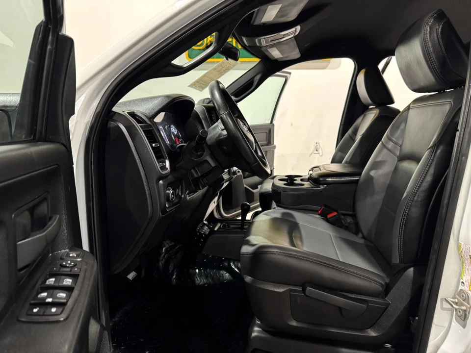 2023 Ram 2500 - Image 14 of 31