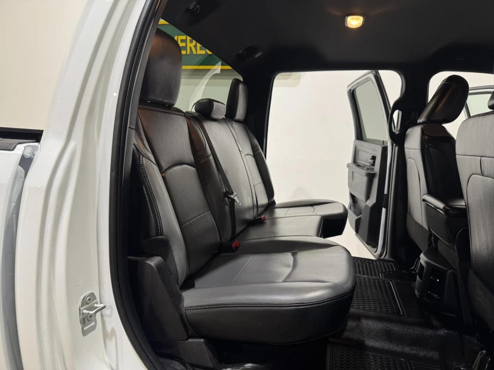 2023 Ram 2500 - Image 16 of 31