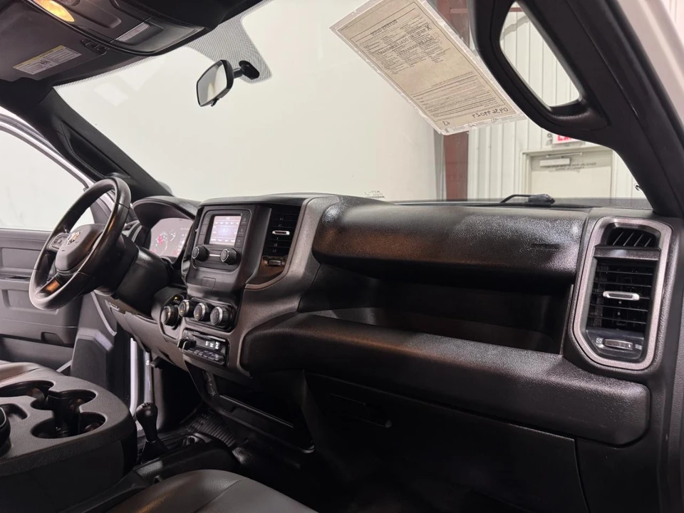 2023 Ram 2500 - Image 12 of 31