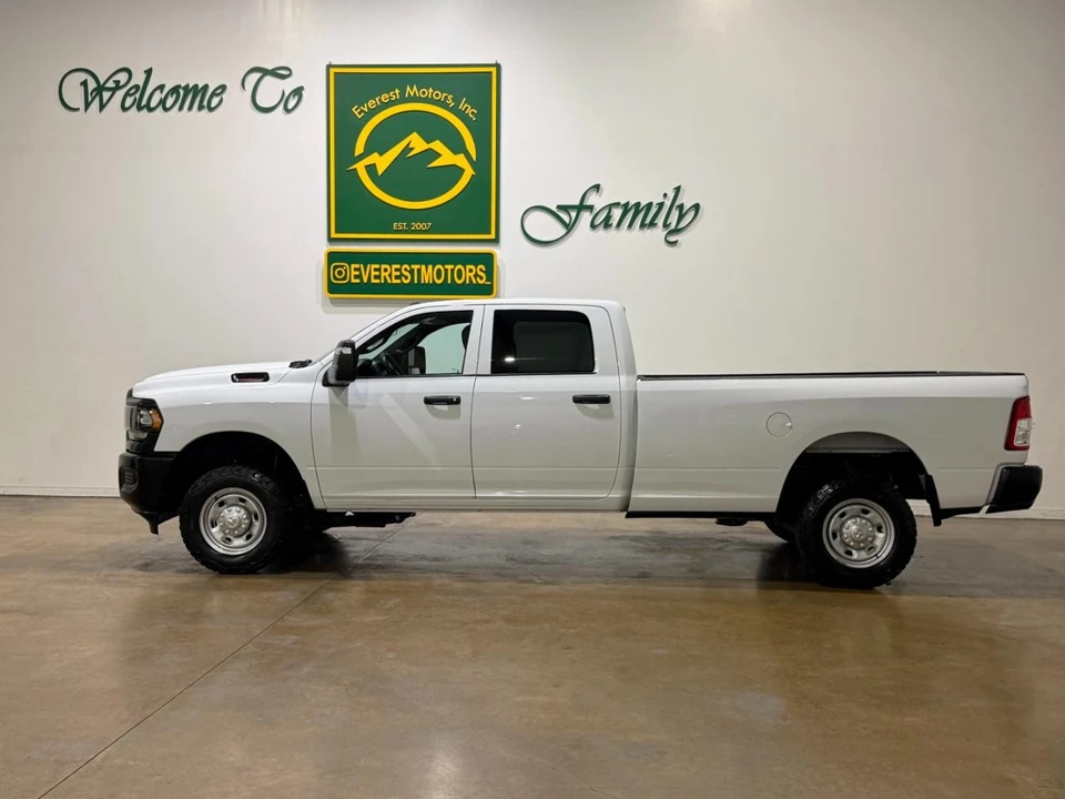 2023 Ram 2500 - Image 5 of 31