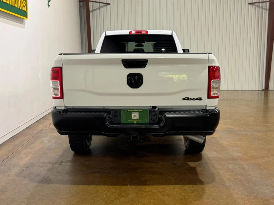 2023 Ram 2500 - Image 7 of 31