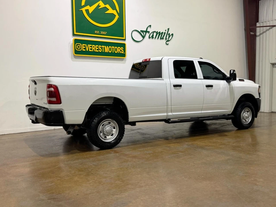 2023 Ram 2500 - Image 8 of 31