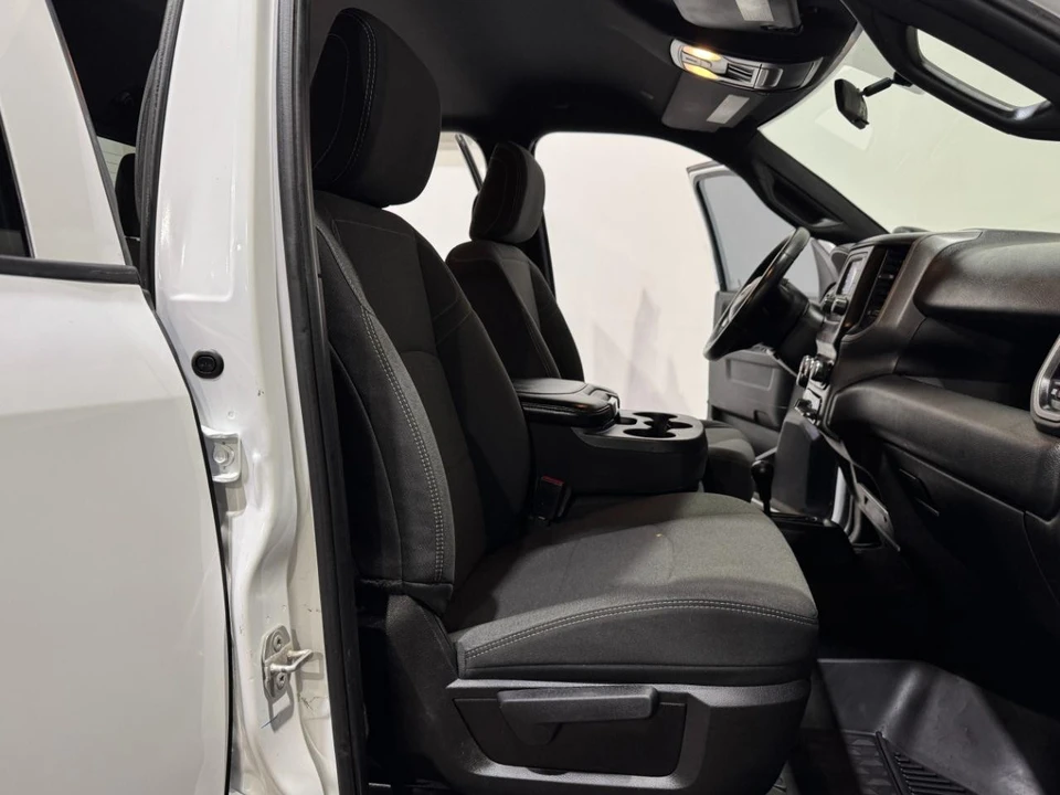 2023 Ram 2500 - Image 15 of 31