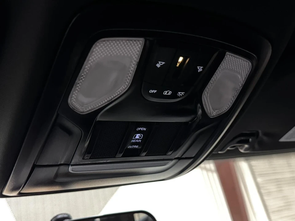 2023 Ram 2500 - Image 31 of 31