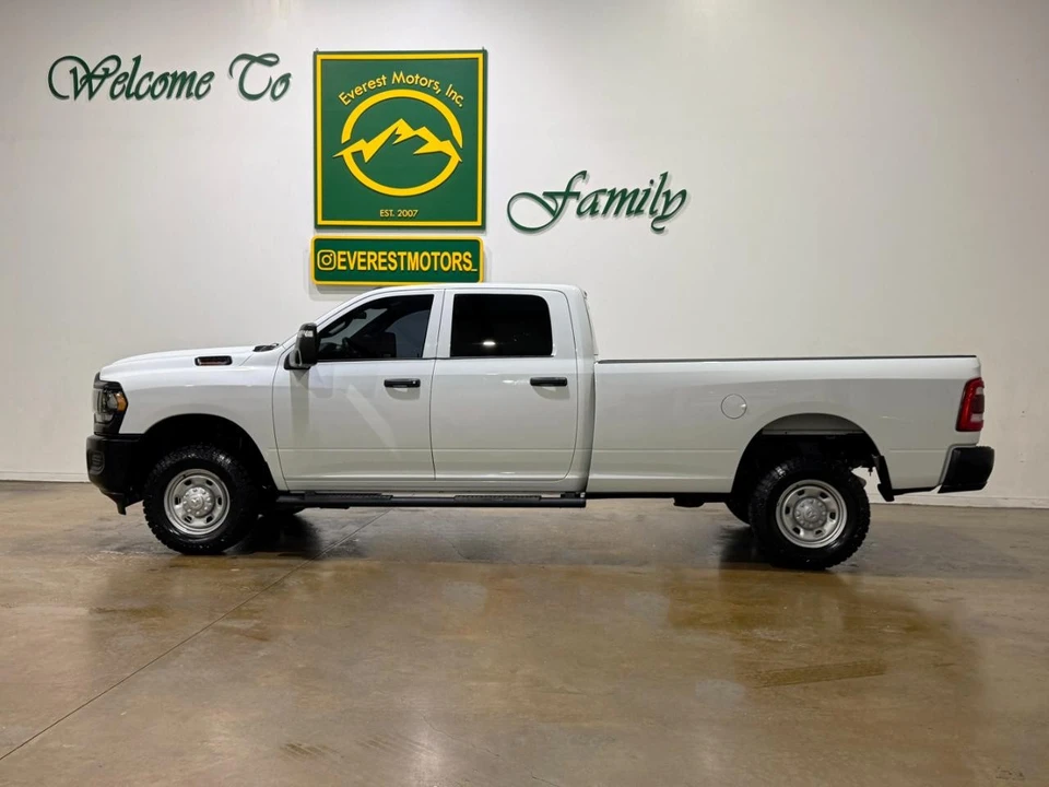 2023 Ram 2500 - Image 5 of 31