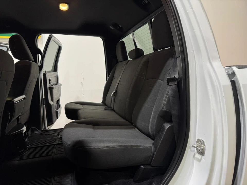 2023 Ram 2500 - Image 17 of 31