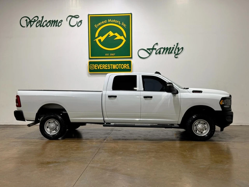 2023 Ram 2500 - Image 9 of 31