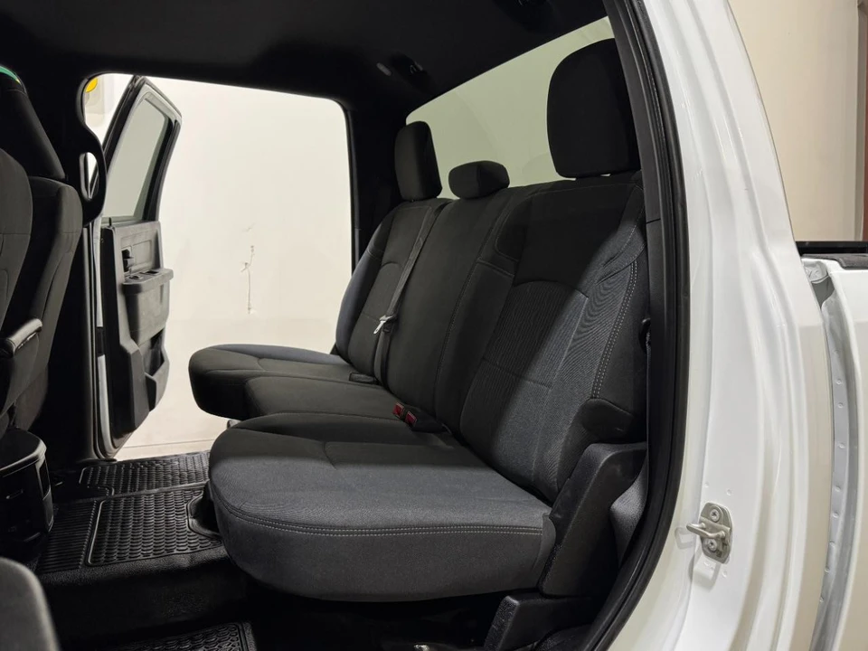 2023 Ram 2500 - Image 19 of 31