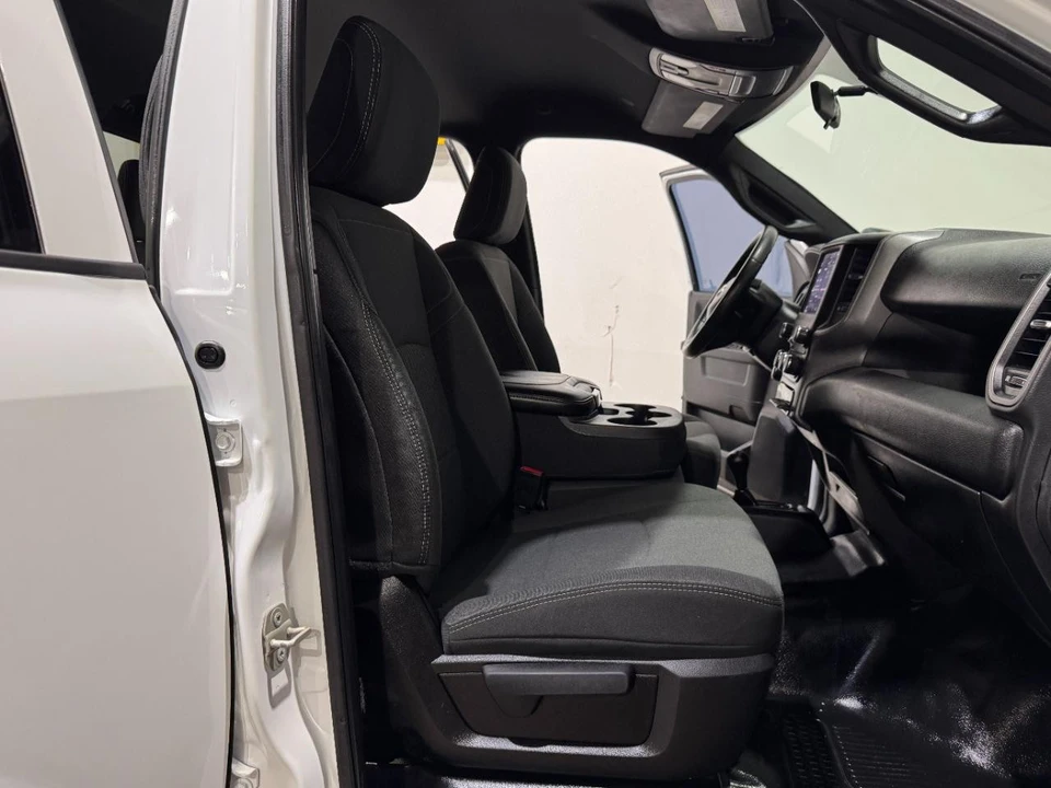 2023 Ram 2500 - Image 15 of 31