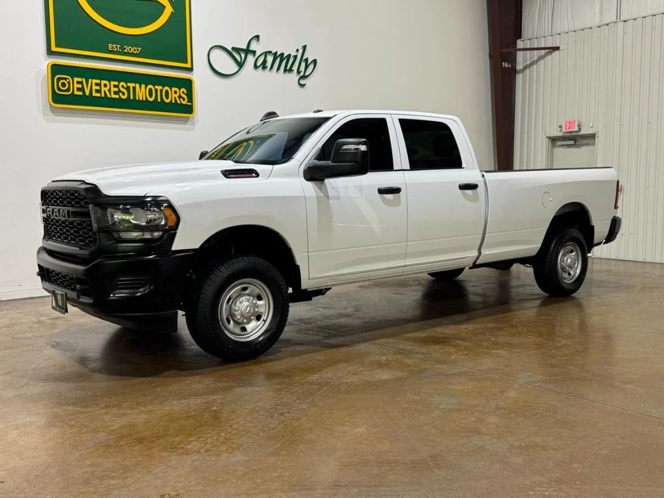 2023 Ram 2500 - Image 3 of 31