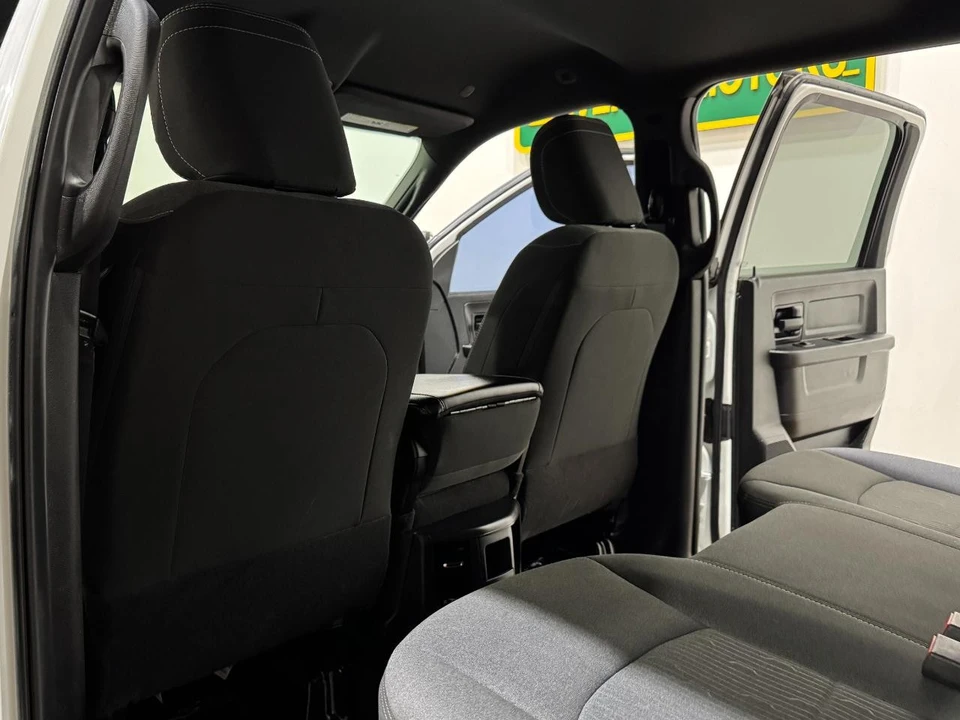 2023 Ram 2500 - Image 17 of 31