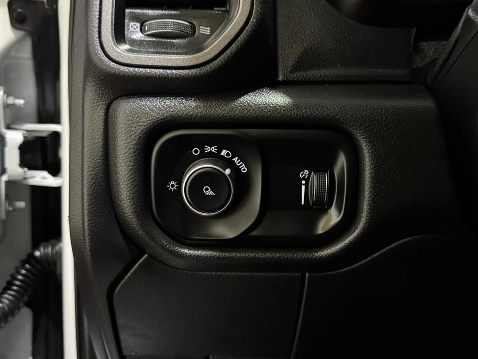 2023 Ram 2500 - Image 25 of 31