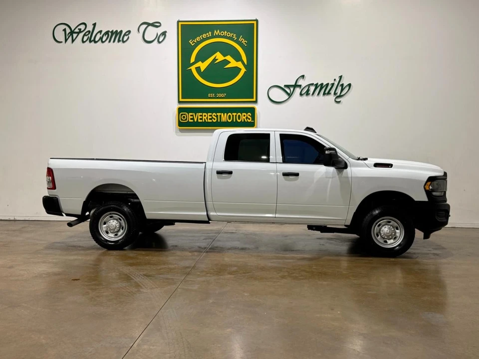 2023 Ram 2500 - Image 9 of 31