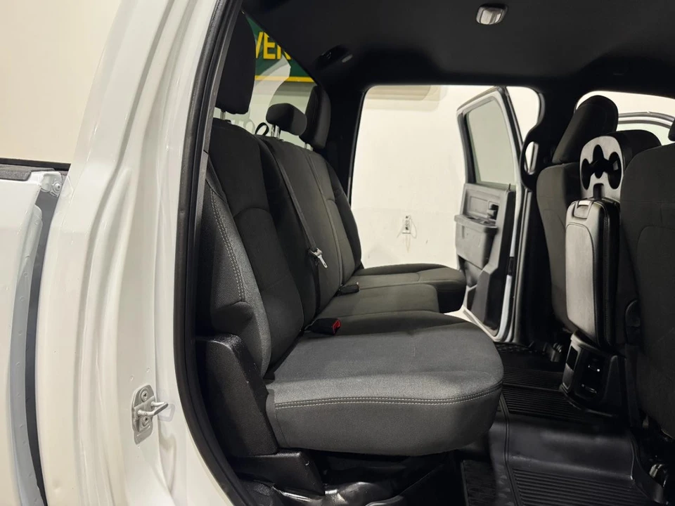 2023 Ram 2500 - Image 16 of 31