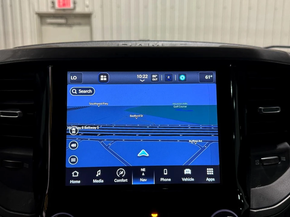 2023 Ram 2500 - Image 14 of 31